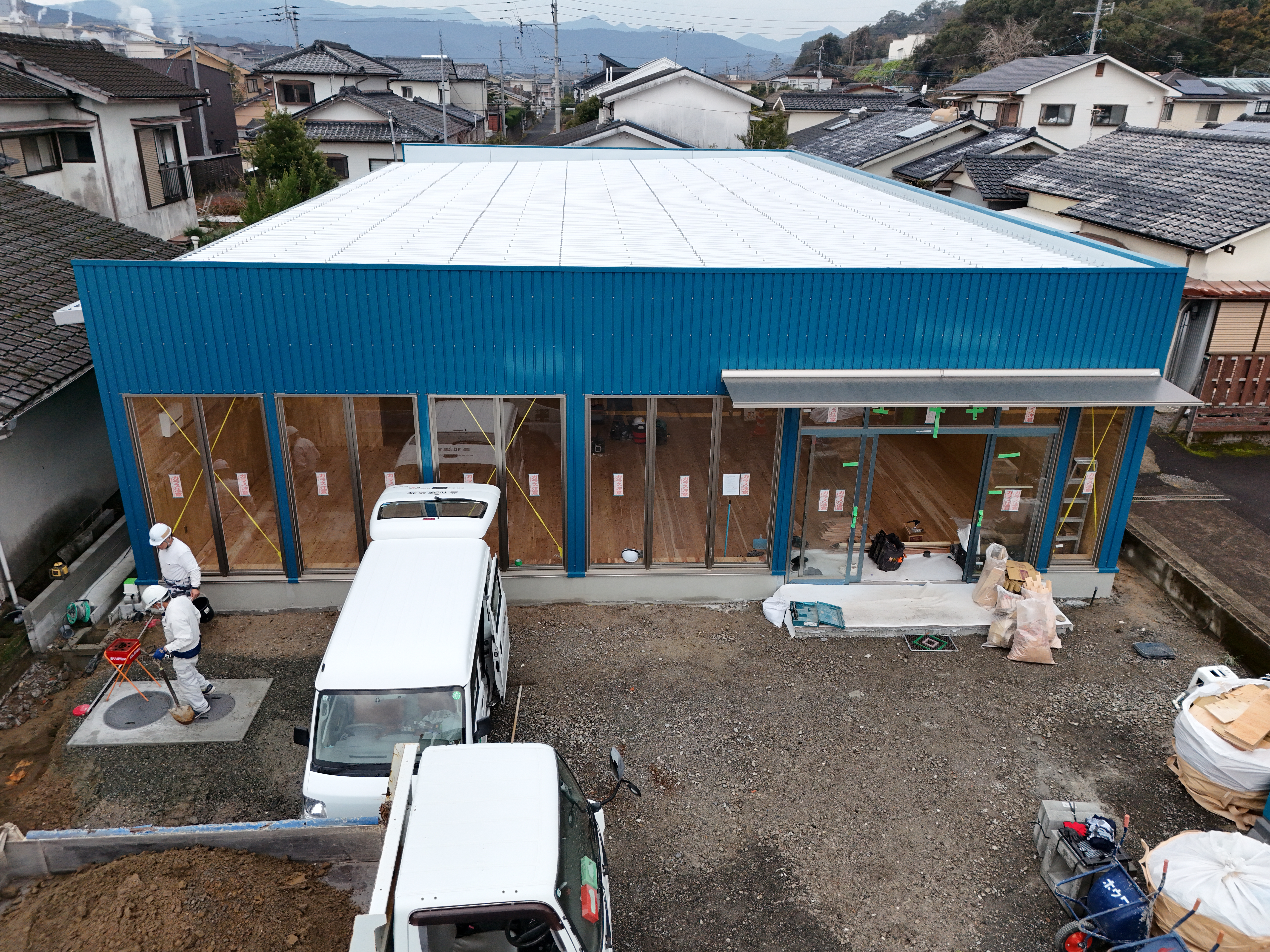 じてんしゃのトミハラ様 川内店 完成間近！ | Locosu倉庫（山佐産業